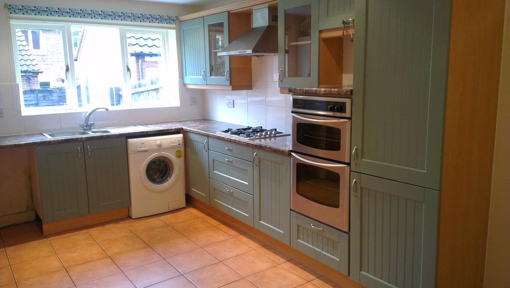 Property photo 3 of 14