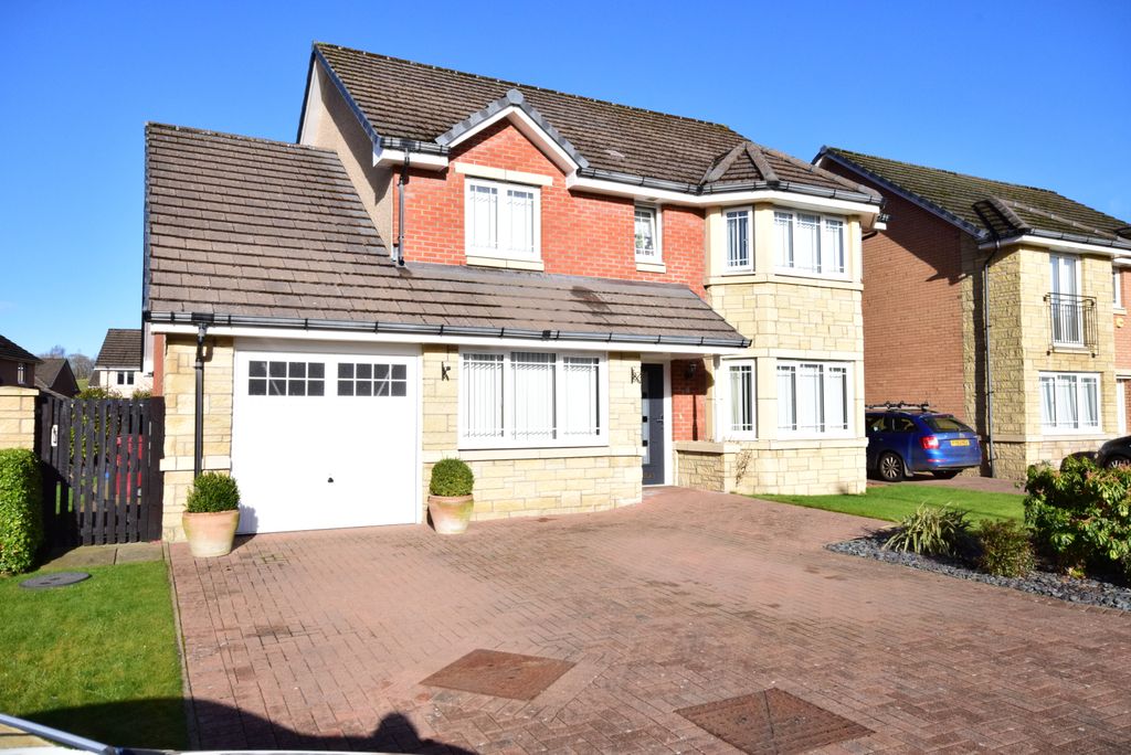 Property photo 1 of 29 5 Bed Detached House For Sale Furrow Court, Cambuslang G72