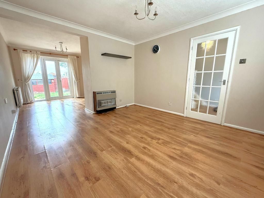 Property photo 3 of 11 Photo 3