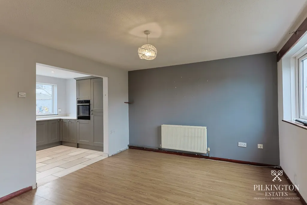 House in Plymouth, Manadon - More