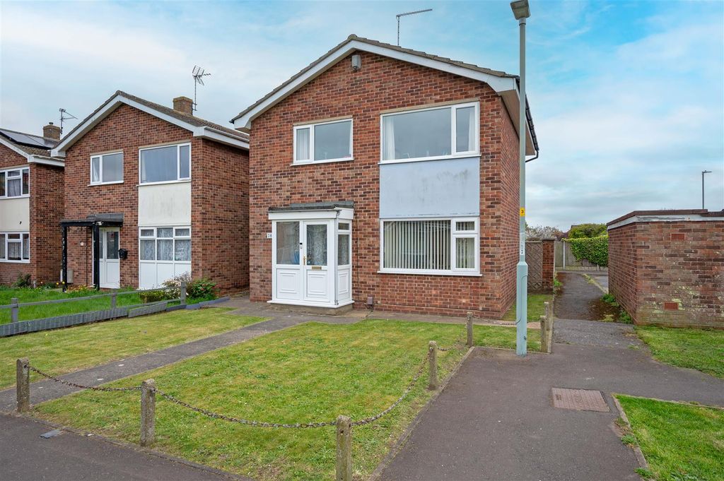 Property photo 1 of 13 Front.Jpg