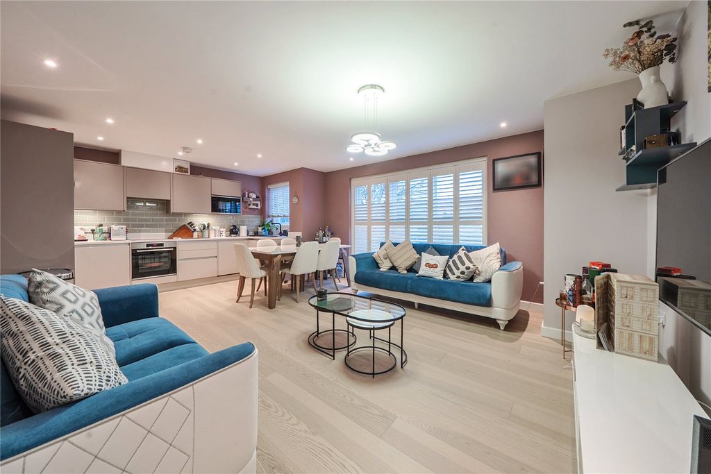 Property photo 2 of 14 Picture No. 03