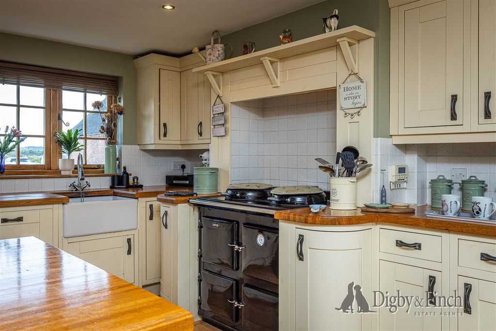 Property photo 3 of 36 The Old Byre, Works Lane, Barnstone, Nottingham, N