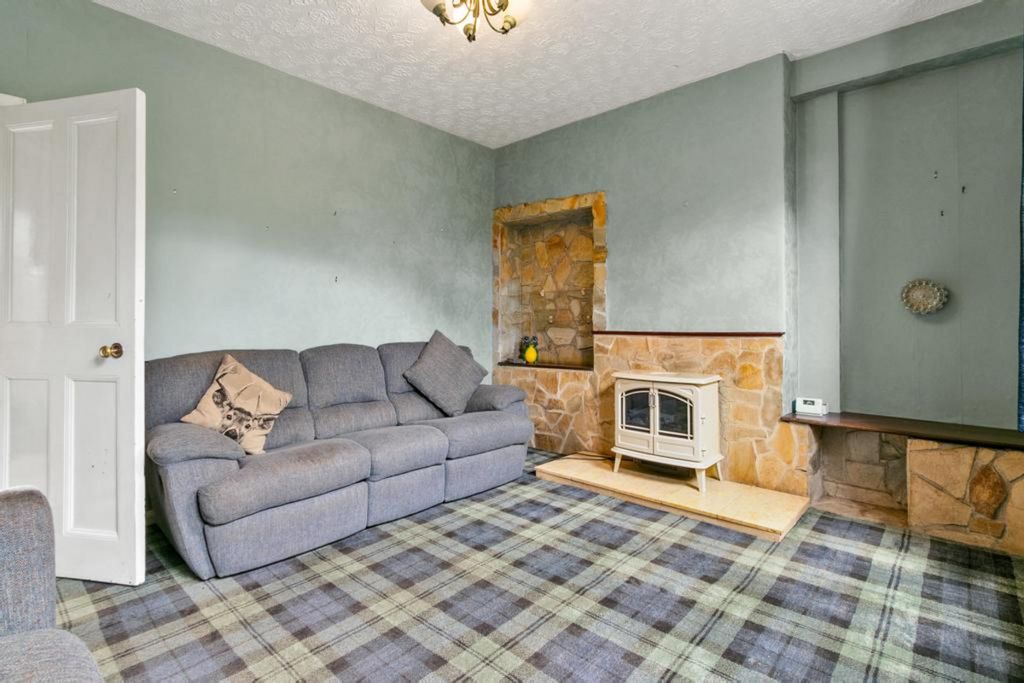 Property photo 2 of 30
