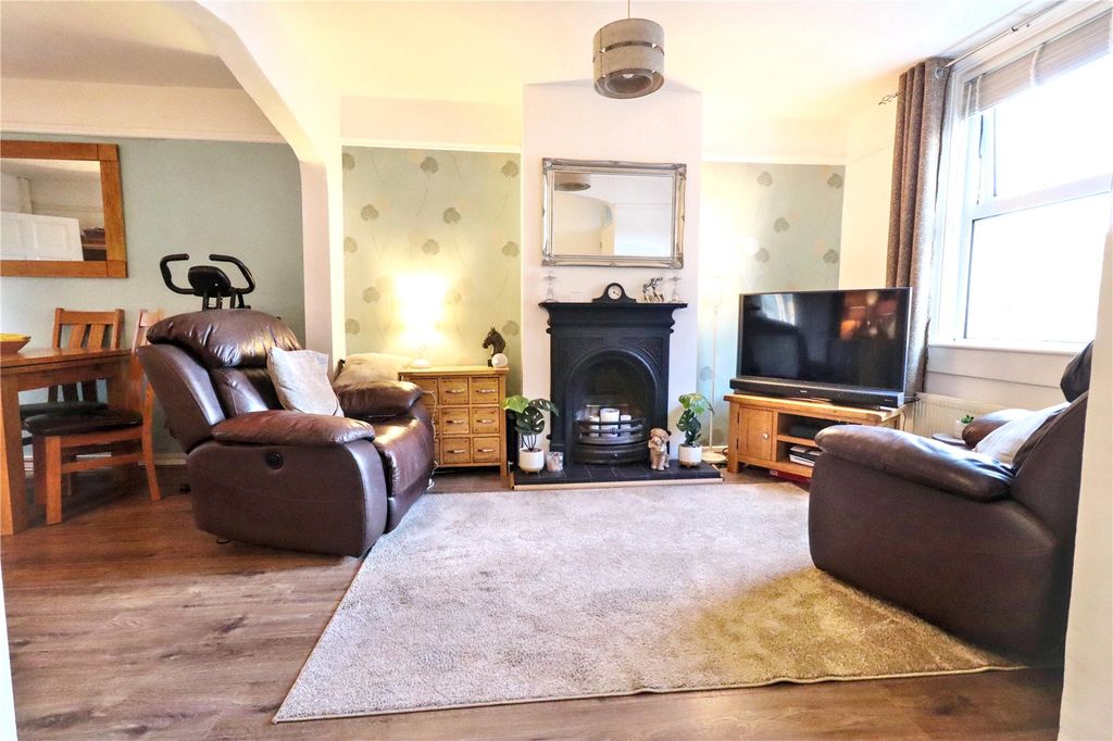 Property photo 2 of 16 Picture No. 07