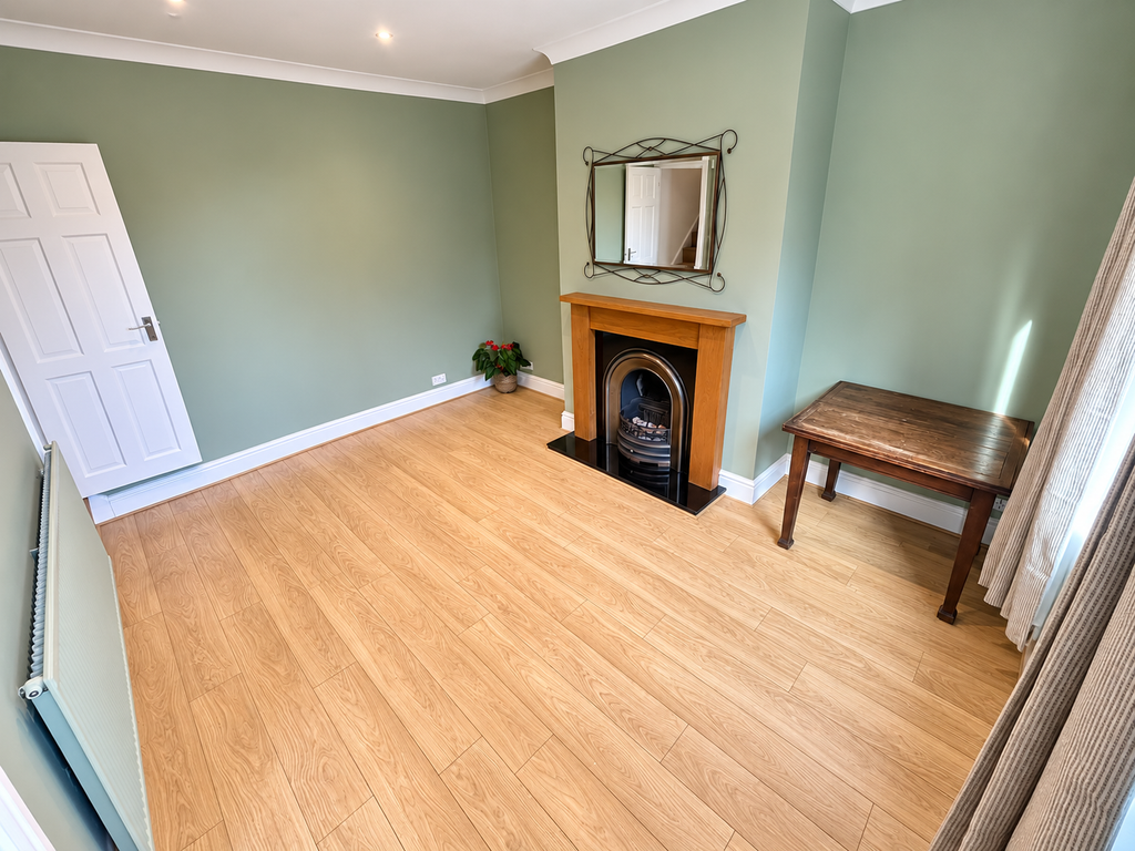 Property photo 3 of 9 Z16