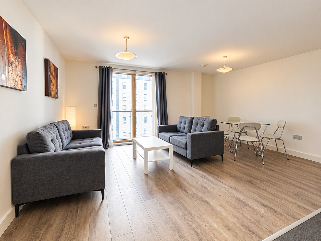 Property photo 1 of 6 2 Bedroom Flat For Rent With Parking
