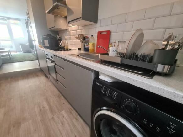 Property photo 3 of 9 Kitchen