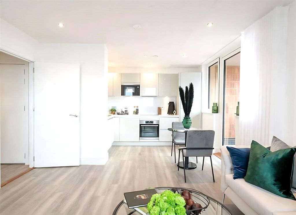 Property photo 2 of 11 Picture No. 13