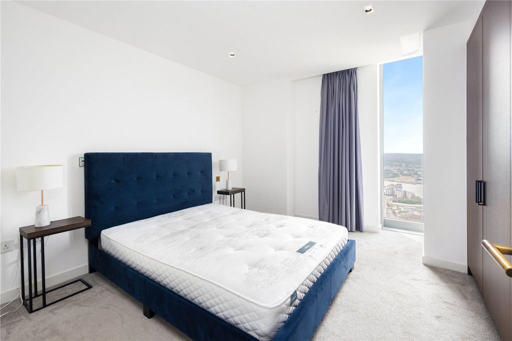 Property photo 3 of 6 Bedroom 1