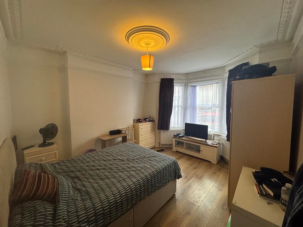 Property photo 3 of 3