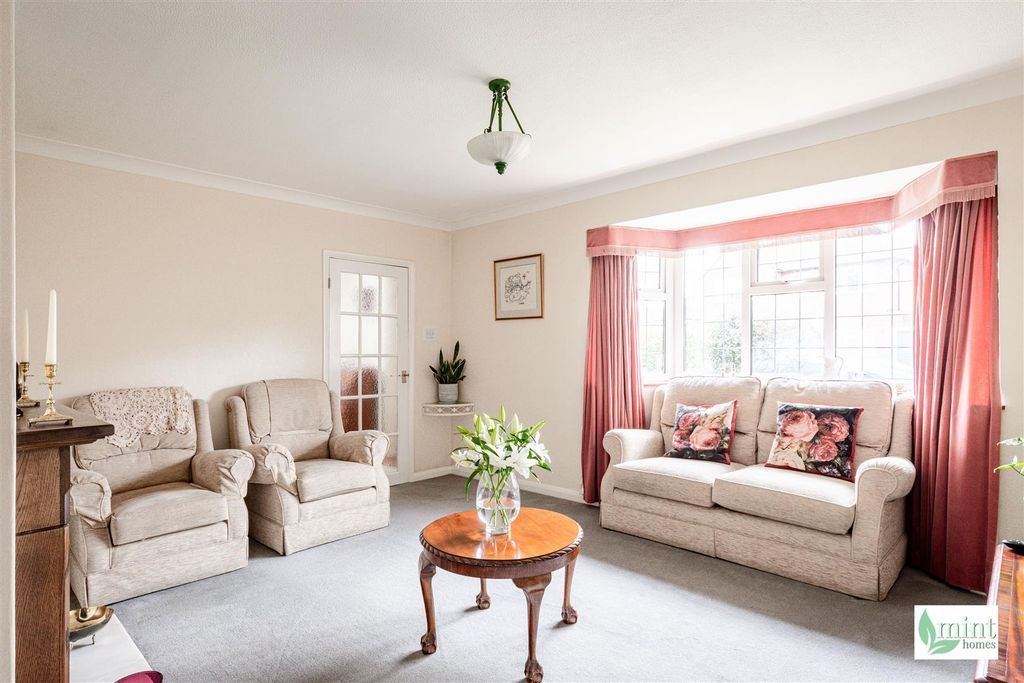 Property photo 2 of 22 Weston Way - Watermark-3.Jpg