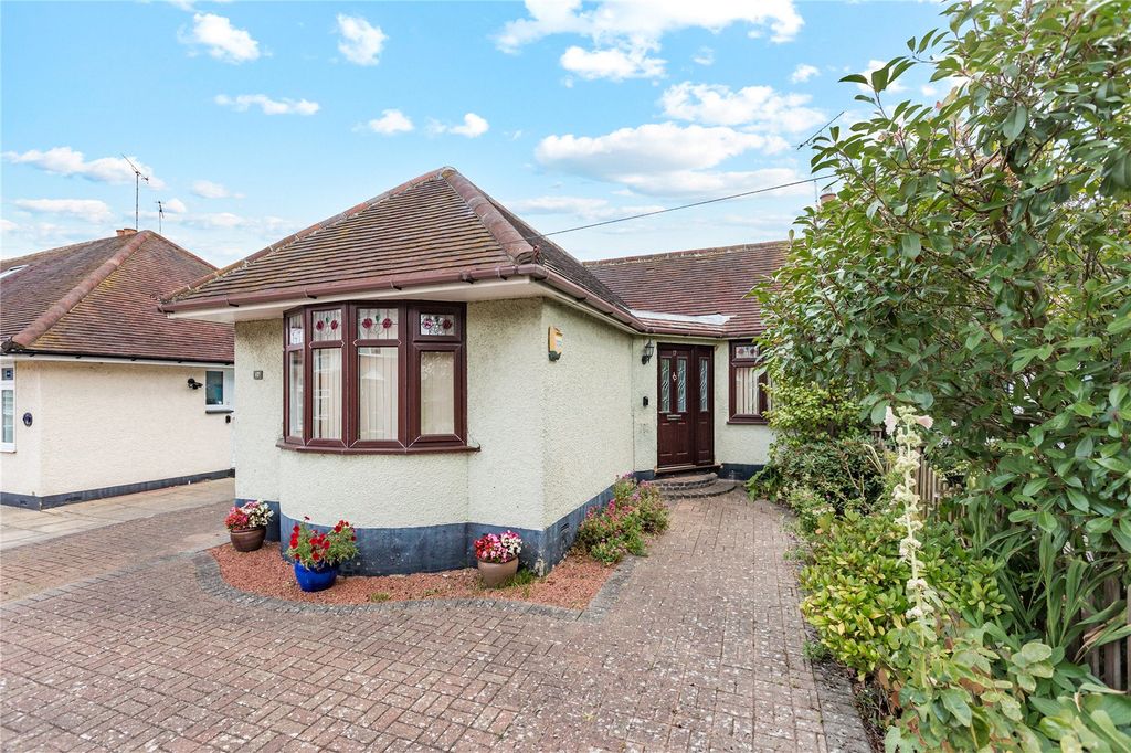 Property photo 1 of 12 Front