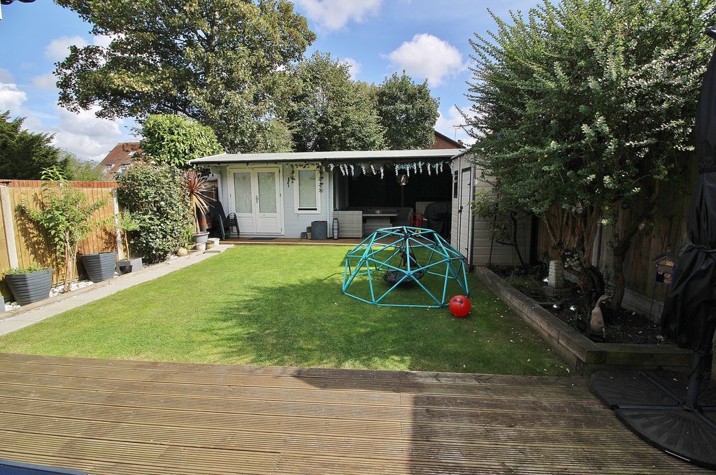 Property photo 2 of 15