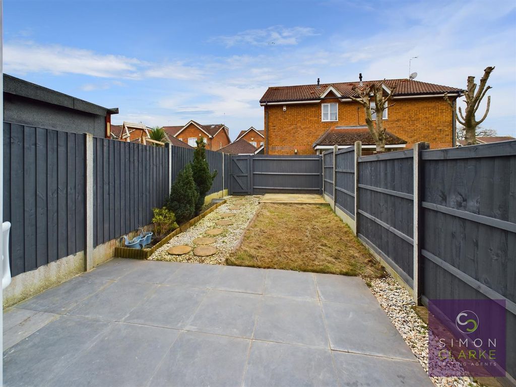 Property photo 2 of 12
