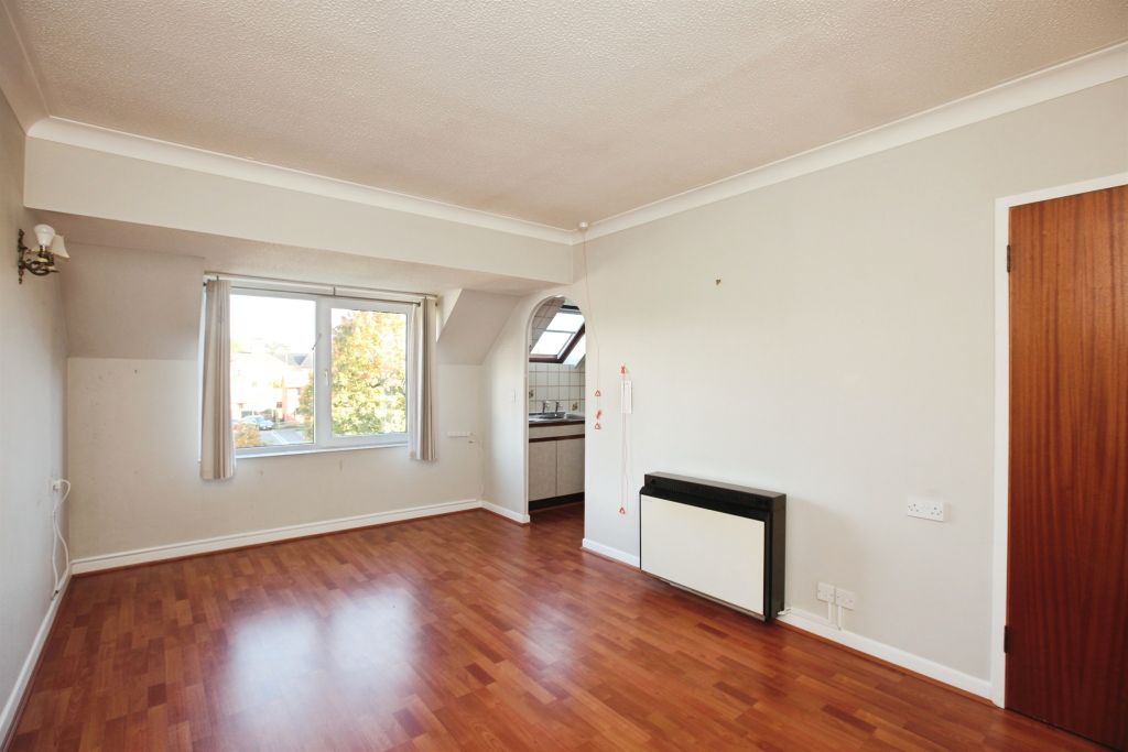 Property photo 2 of 16