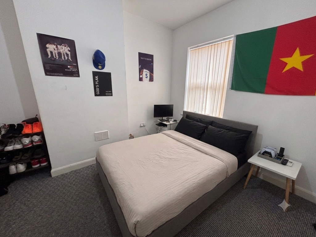 Property photo 2 of 5
