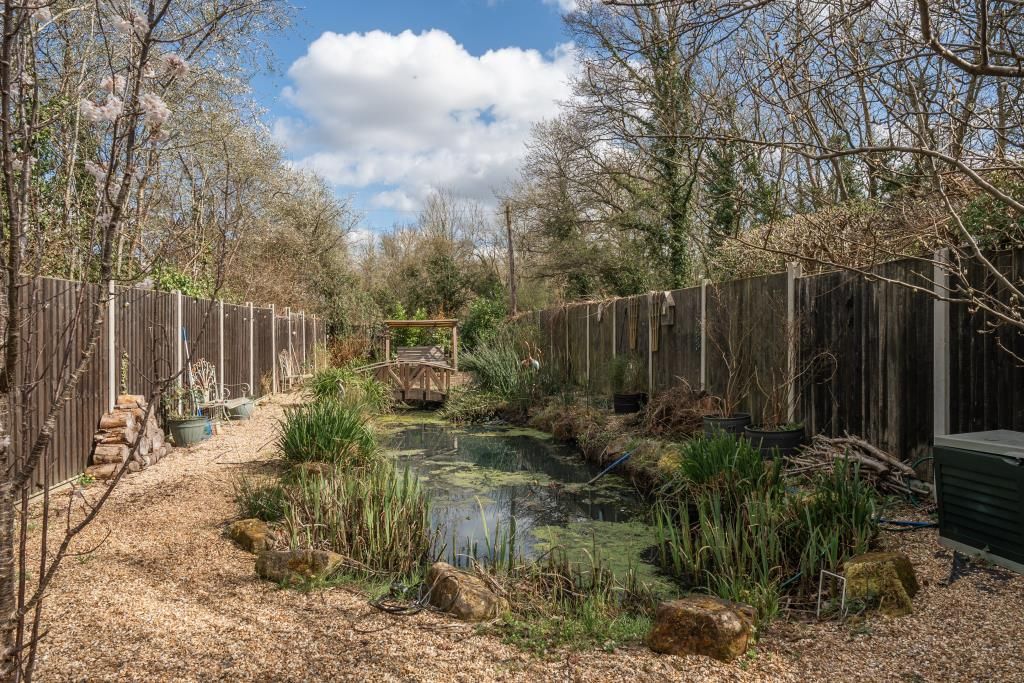 Property photo 3 of 28 Garden