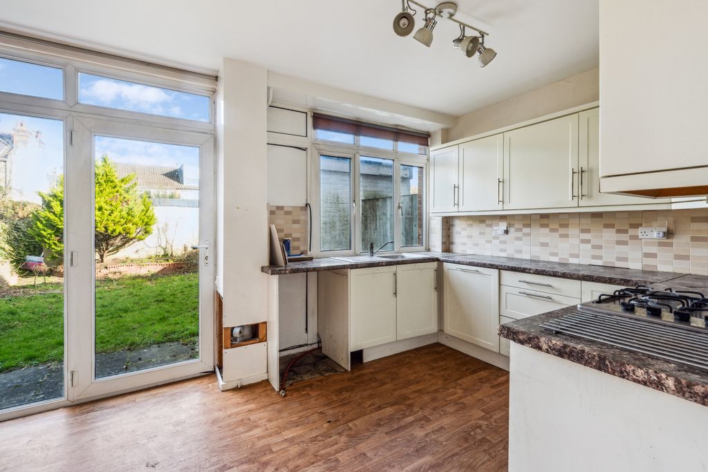 Property photo 2 of 12 Picture No. 05