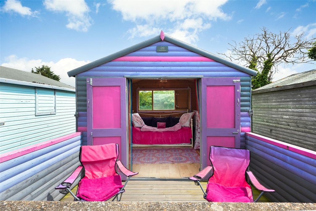 Property photo 3 of 13 West Beach, Whitstable