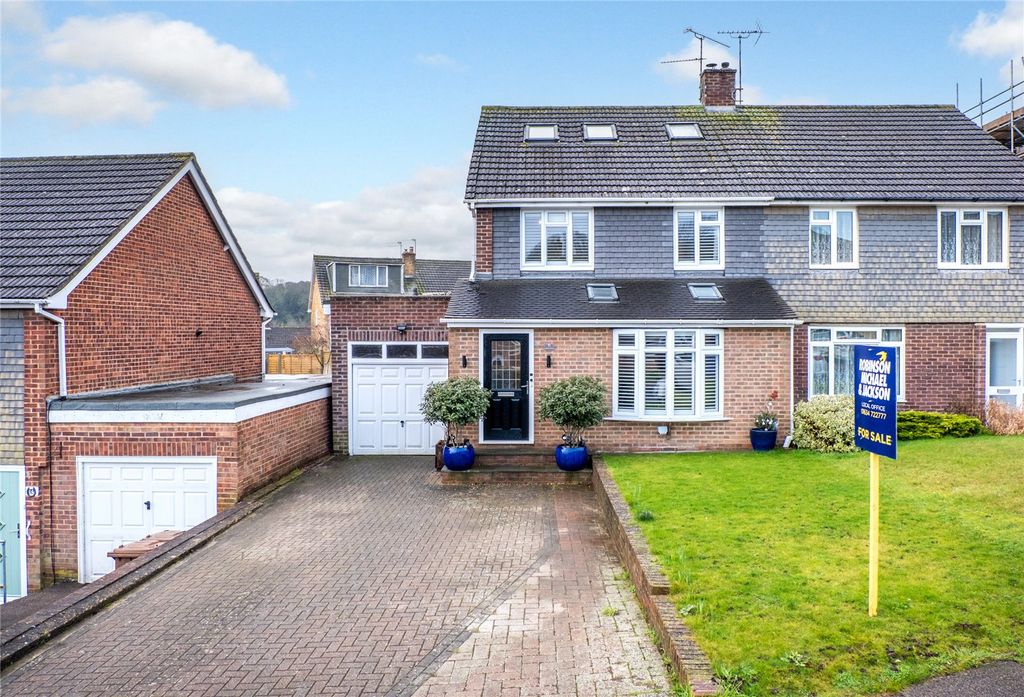 Property photo 3 of 31 Picture No. 03