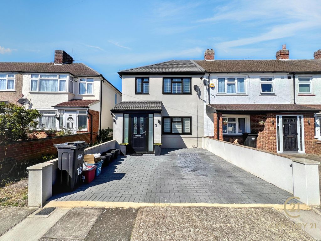 Property photo 1 of 20