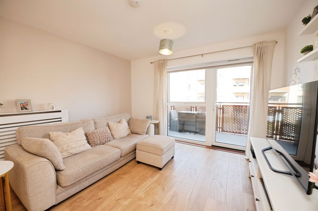 Property photo 2 of 11