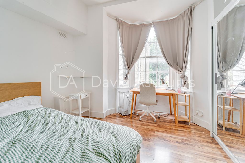 Property photo 3 of 11 Ndb04420_Enfused