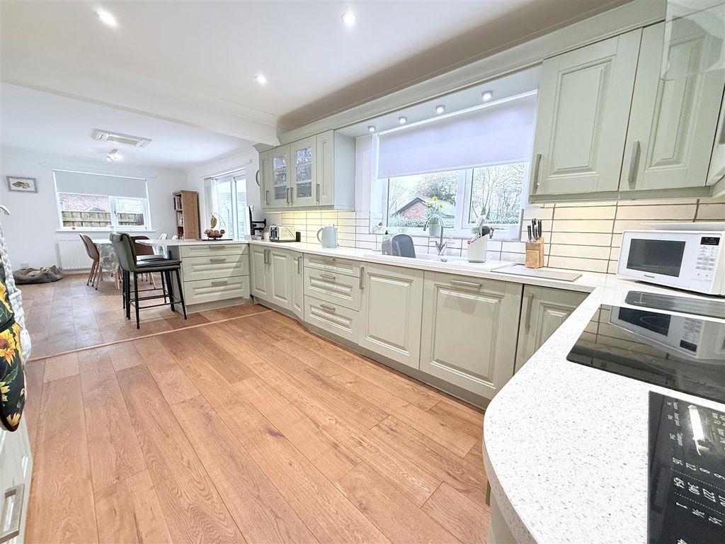 Property photo 3 of 21 Img_9951.Jpg