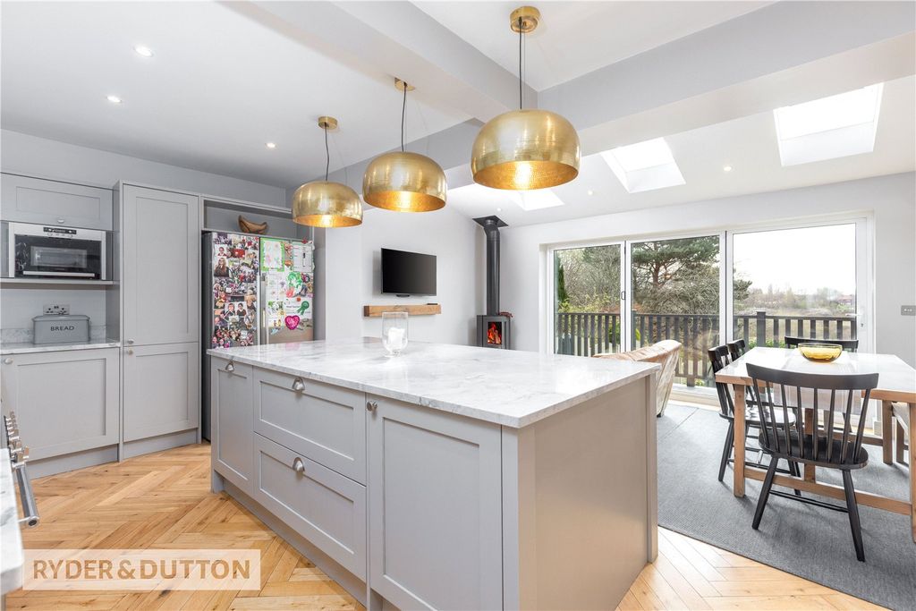 Property photo 1 of 29 Kitchen