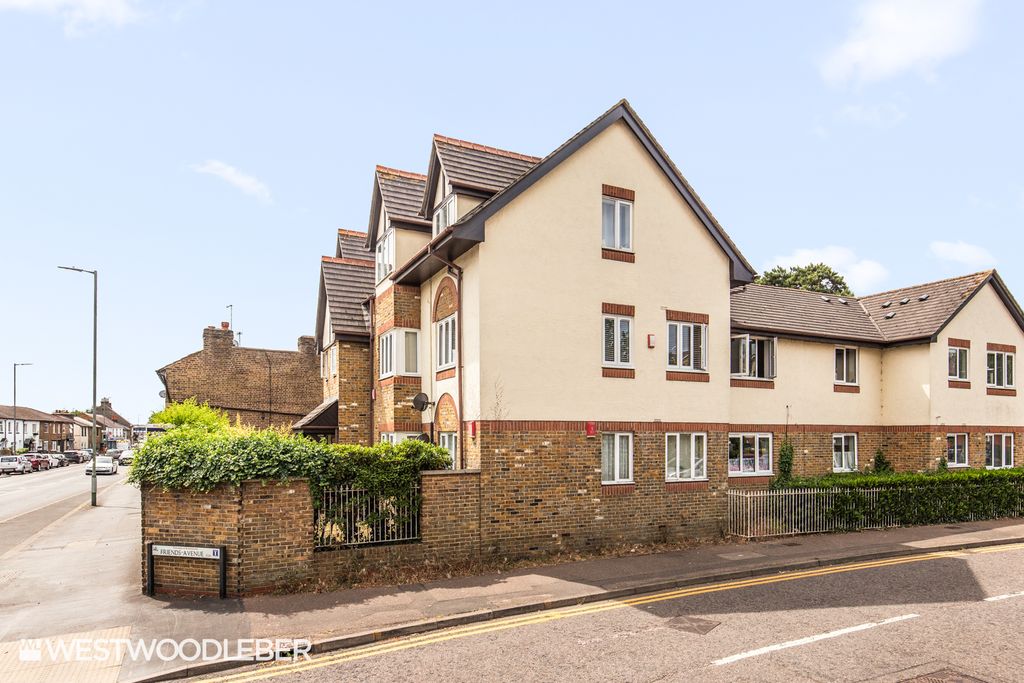 Property photo 1 of 11