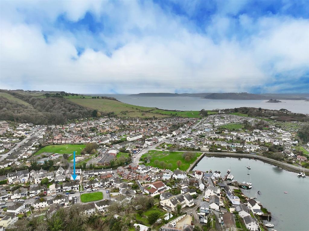 Property photo 2 of 23 3 (1).Jpeg