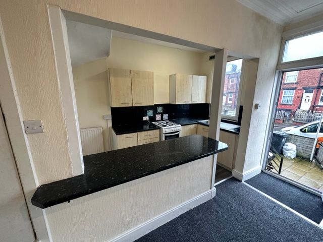 Property photo 2 of 12 Front Description 2