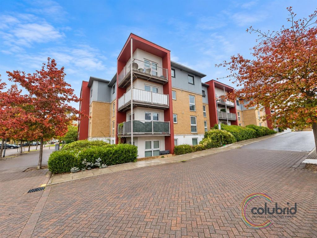 Property photo 1 of 16