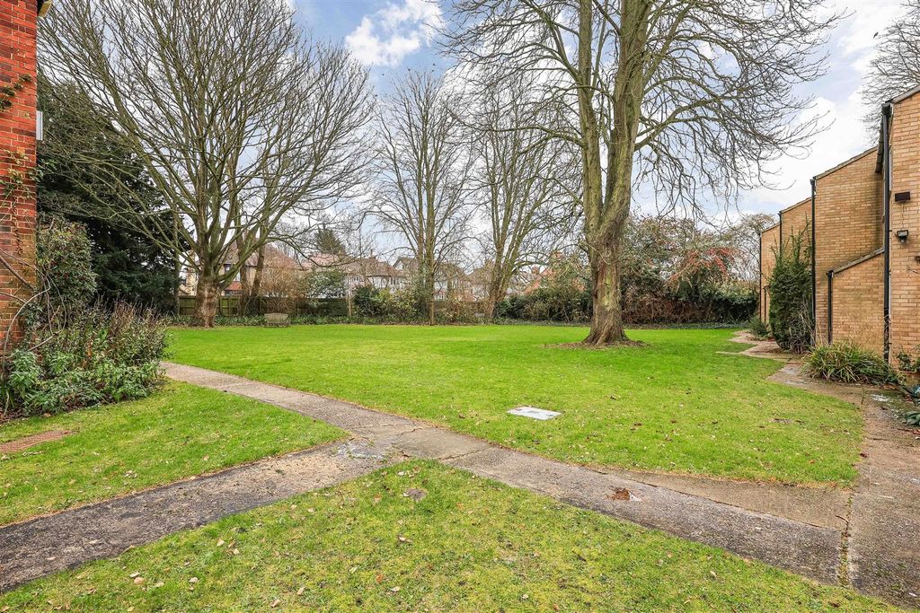 Property photo 3 of 15 Img (14).Jpg