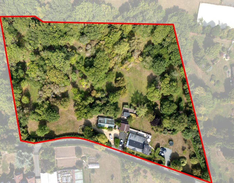 Property photo 2 of 38 Picture No. 15