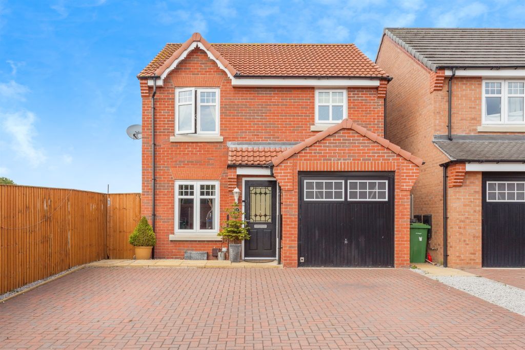 Property photo 1 of 17