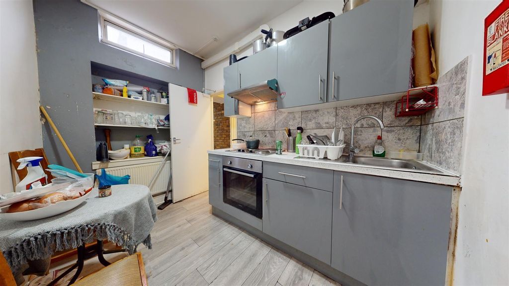 Property photo 3 of 6 3Plb54_Hckwbemyejf9Giw.Jpg