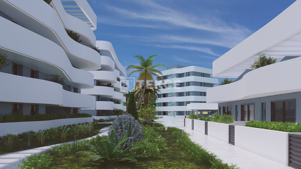 Property photo 3 of 35