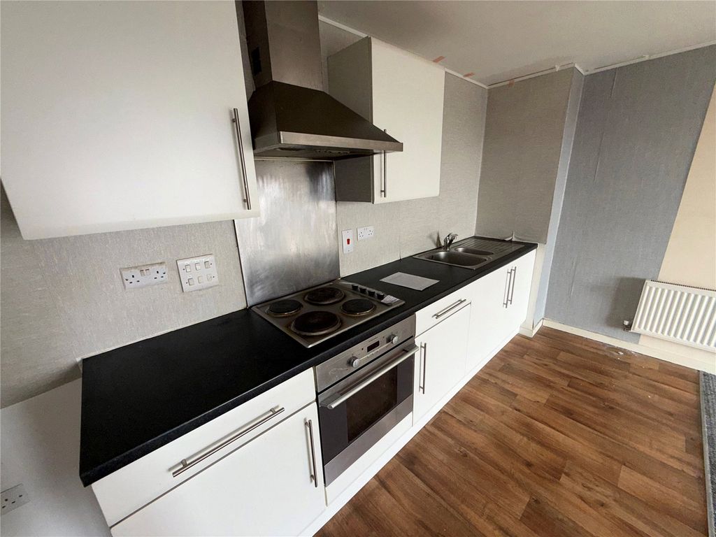 Property photo 2 of 7 Picture No. 06