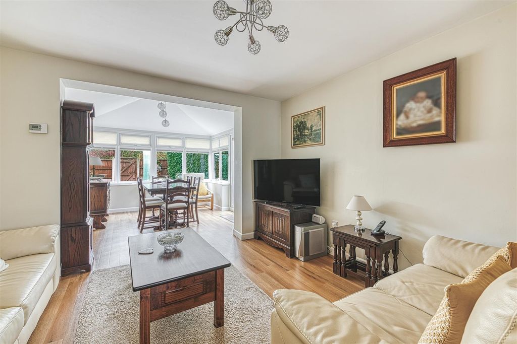 Property photo 3 of 20