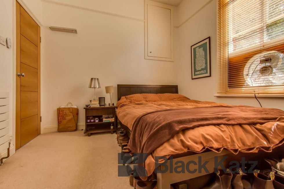 Property photo 3 of 4