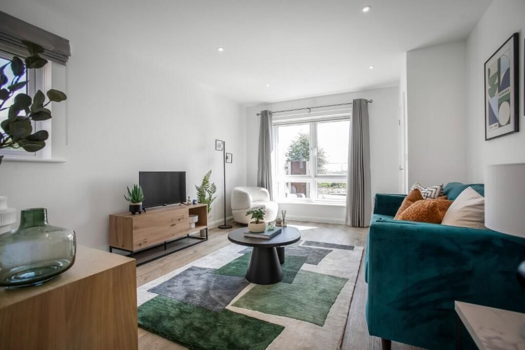 Property photo 2 of 15