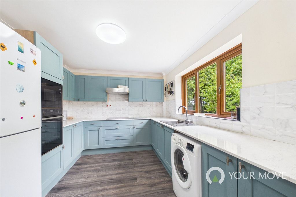 Property photo 3 of 17 Picture No. 04