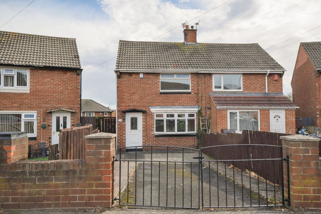 Property photo 1 of 16