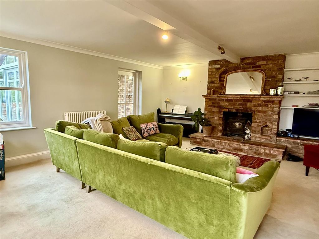 Property photo 3 of 14 Img_7827.Jpg