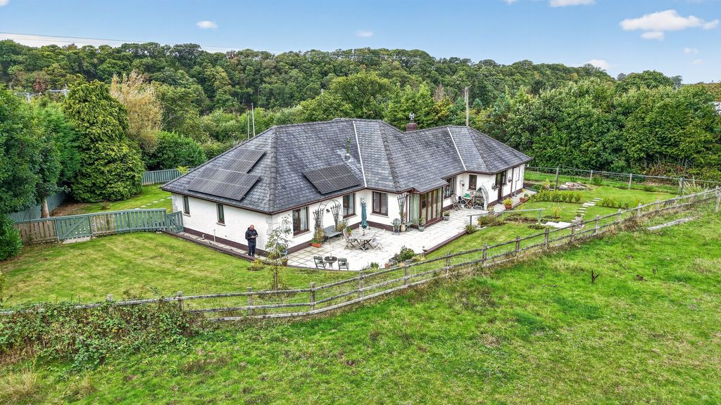 Property photo 3 of 56