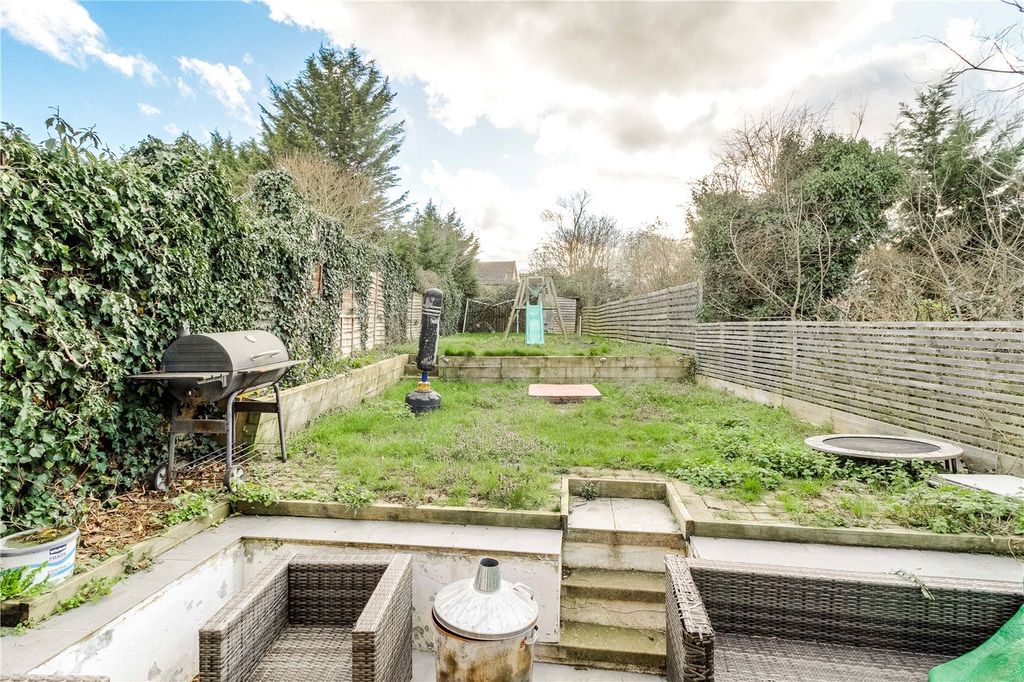 Property photo 1 of 15 Picture No. 11