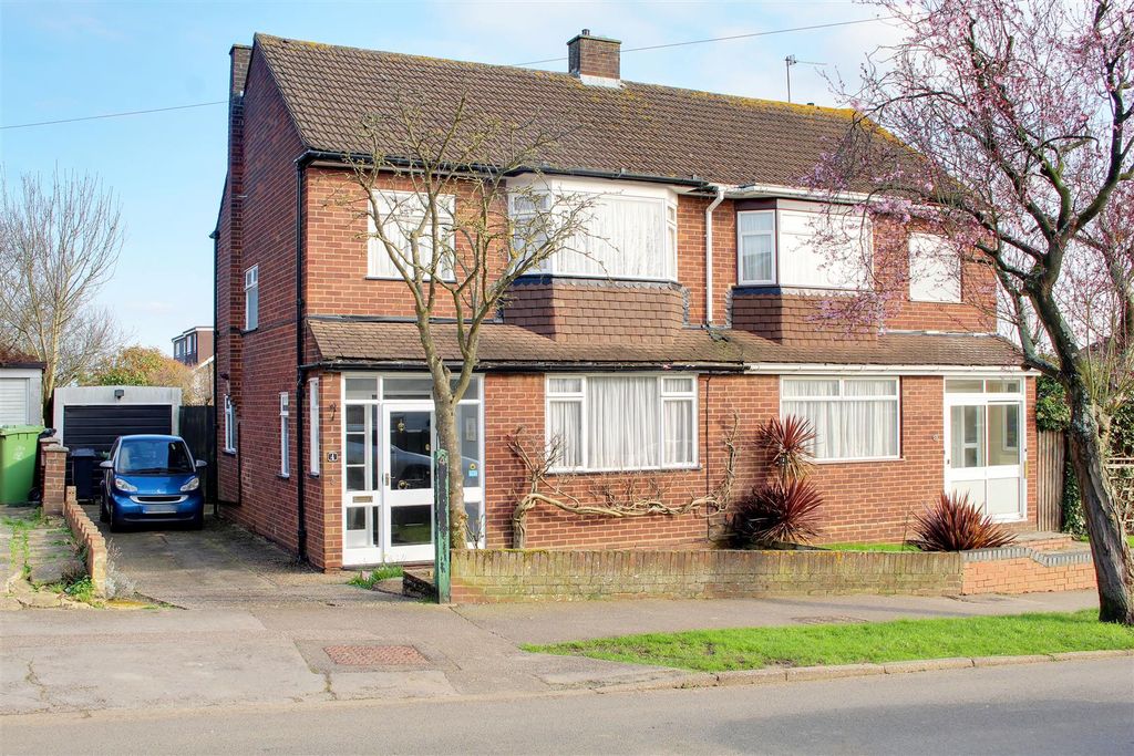 Property photo 1 of 20 Img_3565-Img_3567.Jpg