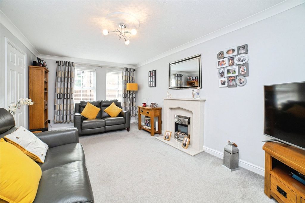 Property photo 3 of 25 Picture No. 39